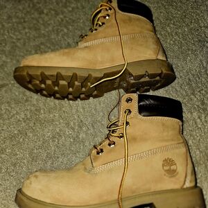 Timberland Women's Light Brown Leather Boots